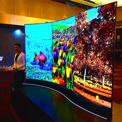 China Various Size Digital Advertising Screens Floor Stand Type With OLED Android System supplier