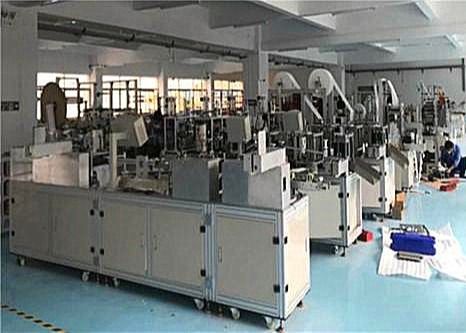 China Heavy Duty Non Woven Face Mask Making Machine Medical Grade Sanitary supplier