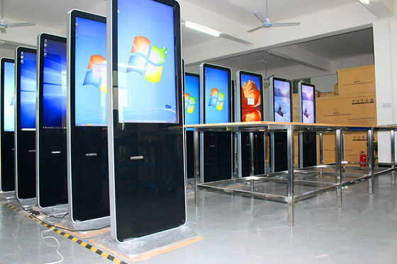 Fitness Halls Touch Screen Kiosk Monitor Wireless TFT-LCD Panel Type Built In With Camera supplier